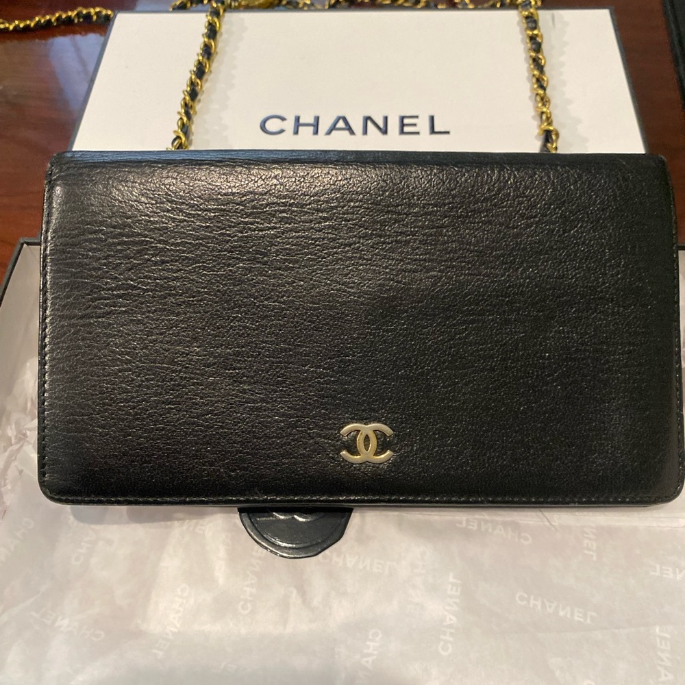 Authentic Chanel wallet bag